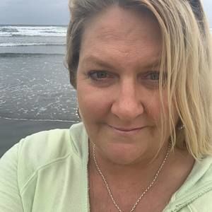 Meet your Posher, Pam